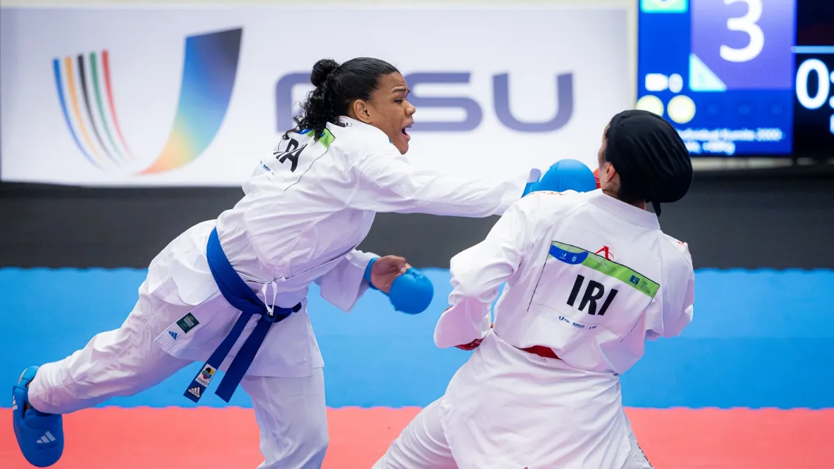 Brasília celebra talentos universitários no karatê